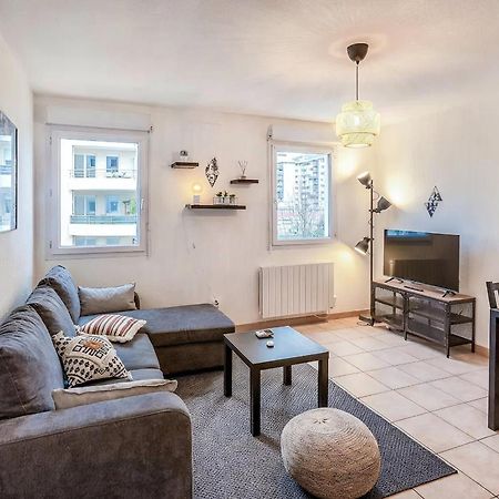 Superbe Appartement - Parking Gratuit - 4 Personnes Chambéry Zewnętrze zdjęcie