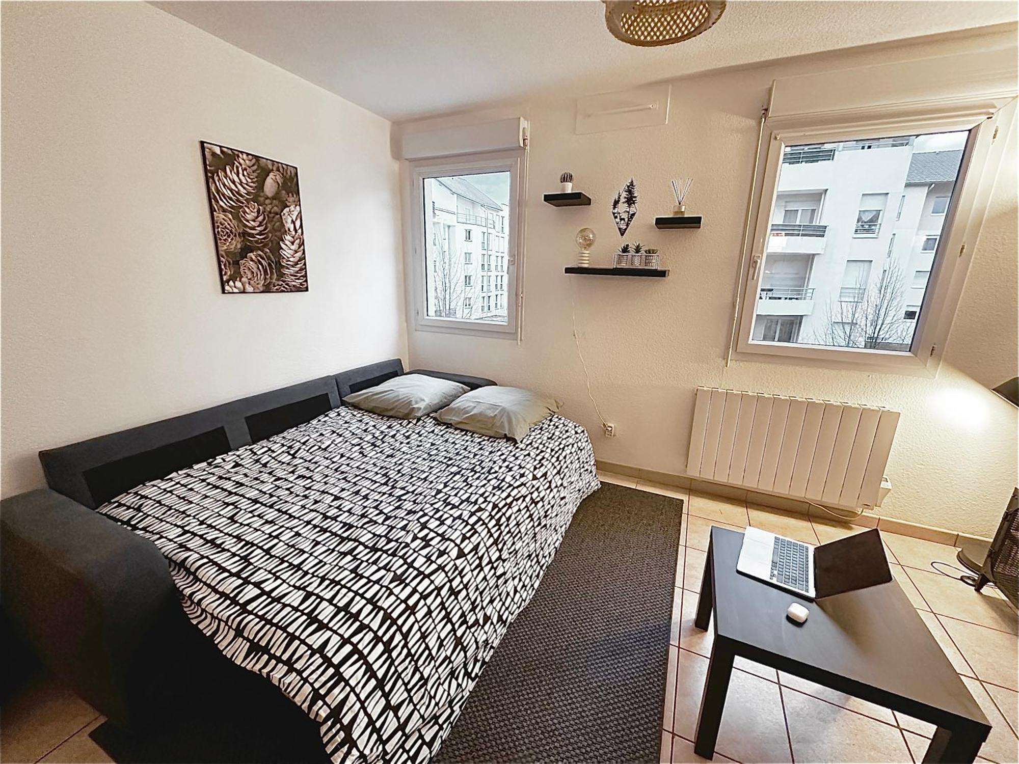 Superbe Appartement - Parking Gratuit - 4 Personnes Chambéry Zewnętrze zdjęcie